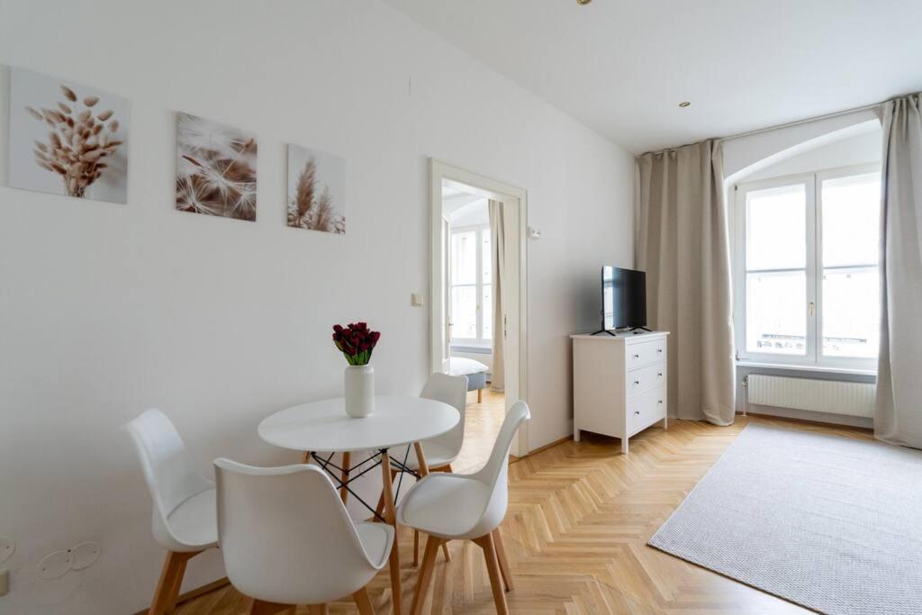 Apartment Panorama